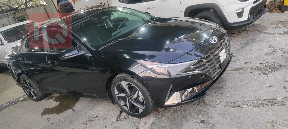 هیوندای ئەلەنترا